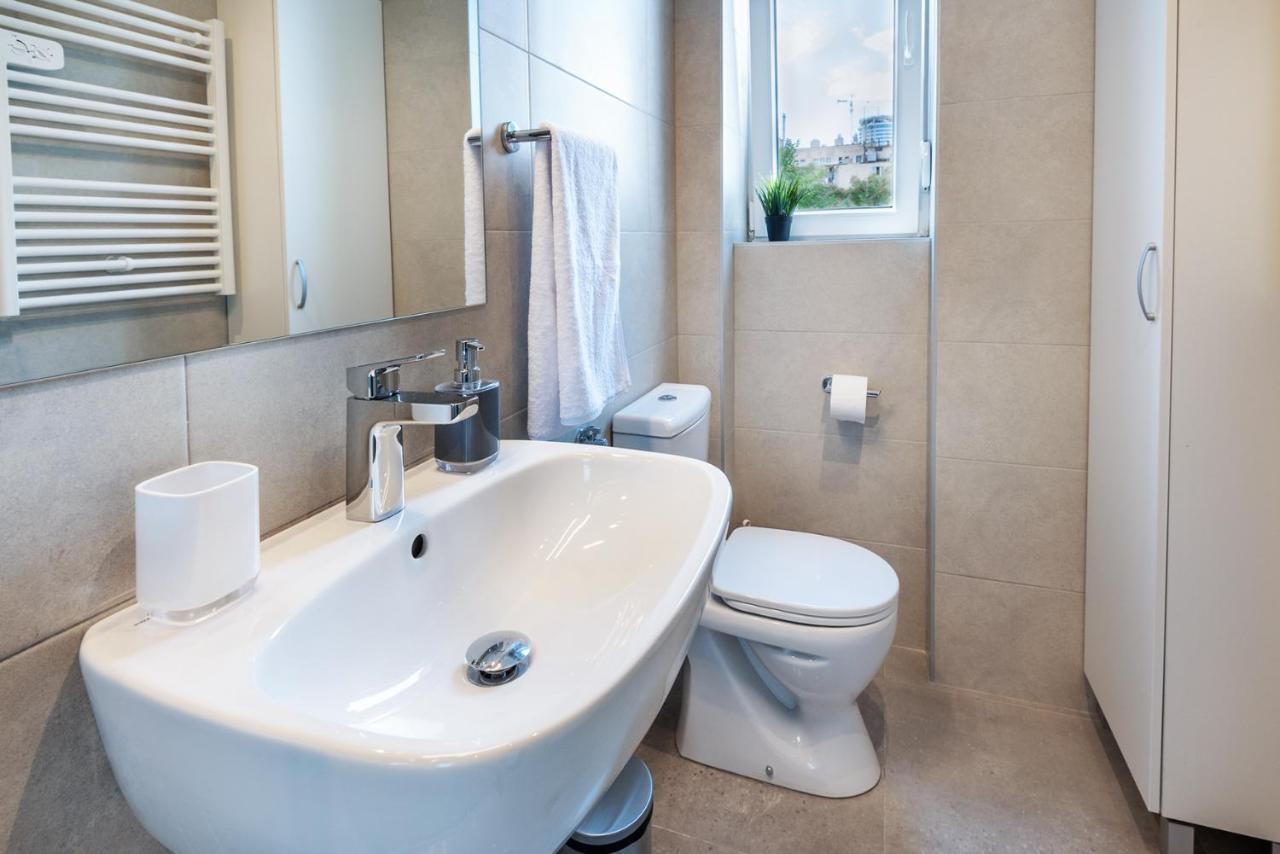 Studio Apartment Financial Park بلغراد المظهر الخارجي الصورة